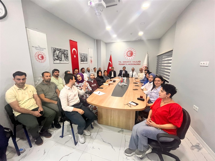 İl Müdürlüğümüz personeline resmi yazışmalarda uygulanacak usul ve esaslar ile protokol kuralları ve hatalı protokol uygulamaları hakkında eğitim faaliyeti düzenlendi.